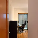 Apartmán Spacious, Modern 3 Bedroom In Almada, Portugal