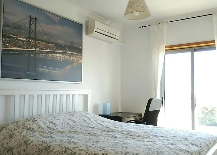 Spacious, Modern 3 Bedroom In Almada, Portugal * Almada