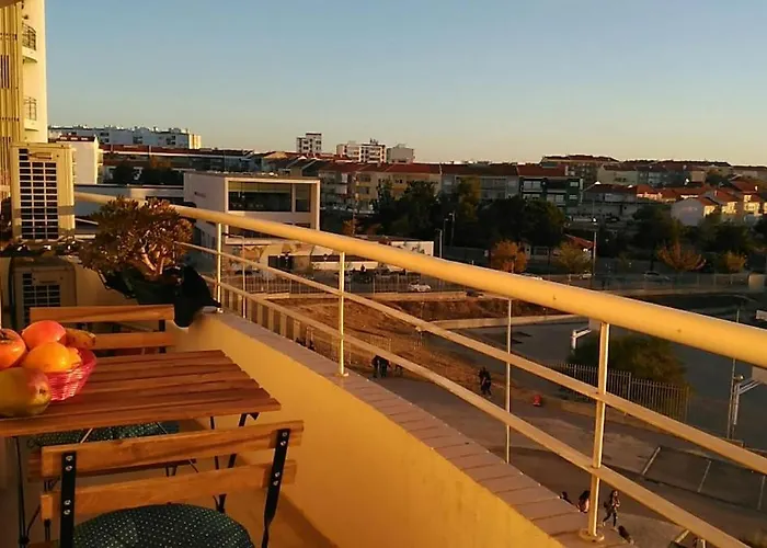 Spacious, Modern 3 Bedroom In Almada, Portugal * Almada